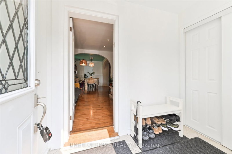 1 Gray Ave, Toronto, M6N 4S5 | Image 3