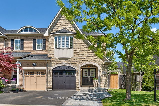2352 Stone Glen Crescent