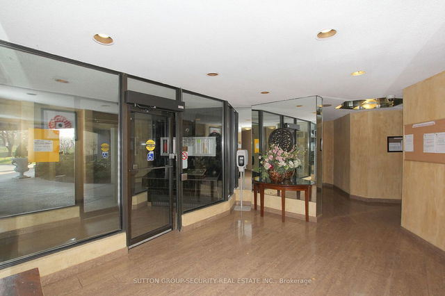 1612 - 10 Martha Eaton Way