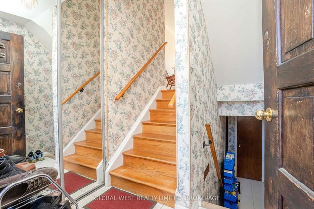 34 - 31 Thistledown Boulevard
