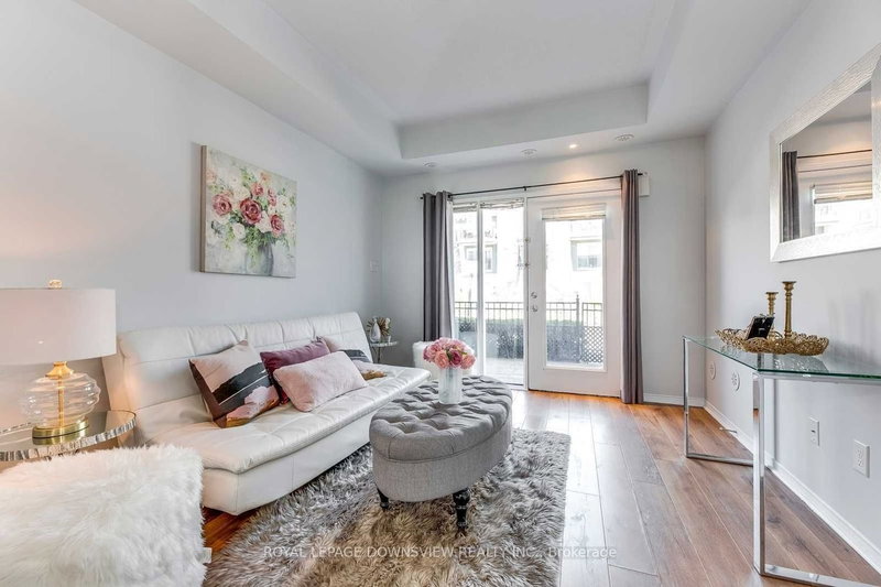 88 - 60 Fairwood Circ N, Brampton, L6R 0Y6 | Image 2