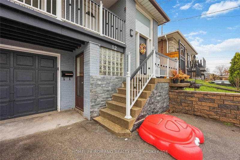 Main - 12 Primula Cres, Toronto, M9L 1K1 | Image 3