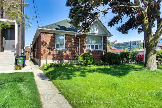 159 Locksley Avenue