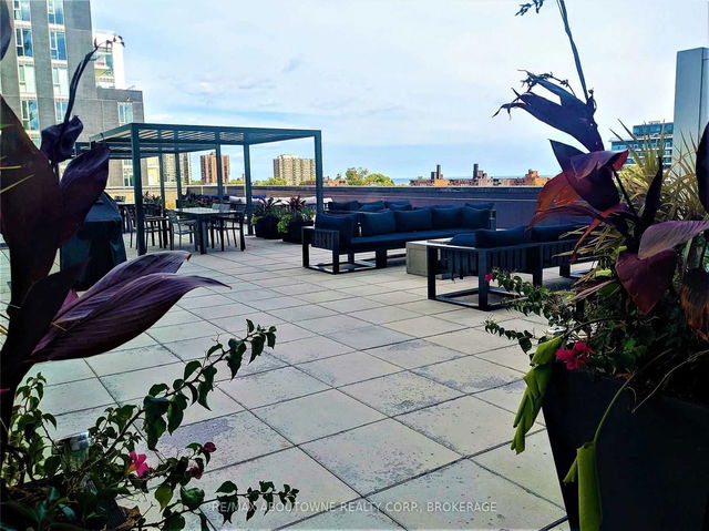217 - 125 Bronte Road