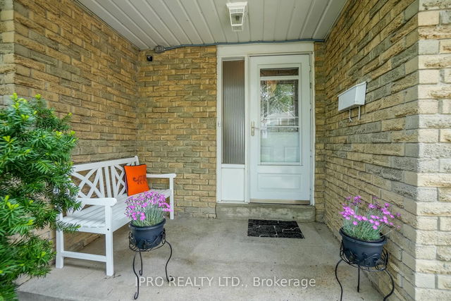 18 - 5536 Montevideo Road