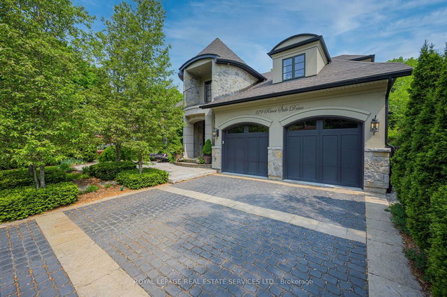 379 River Side Drive