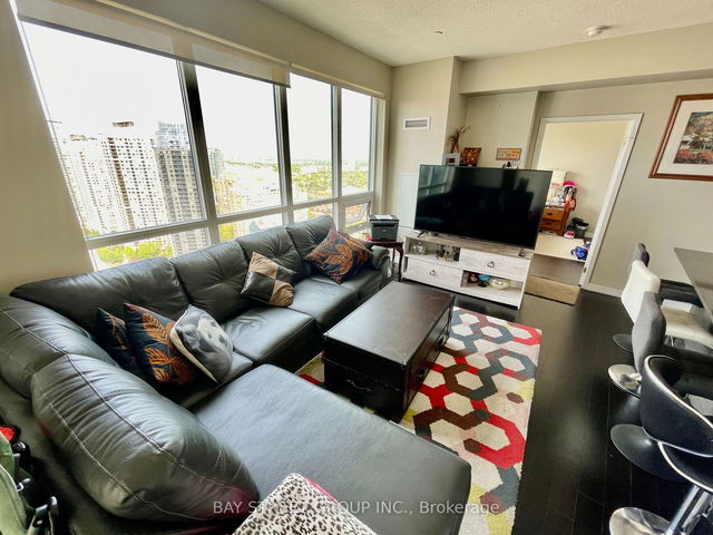 2805 - 4011 Brickstone Mews