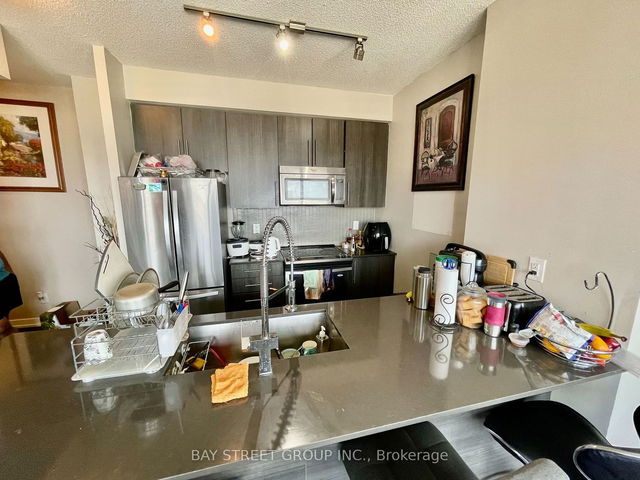 2805 - 4011 Brickstone Mews
