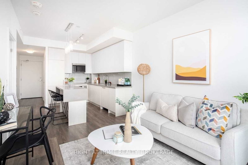 606 - 297 Oak Walk Dr, Oakville, L6H 3R6 | Image 2