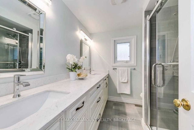 106 Milbourne Crescent