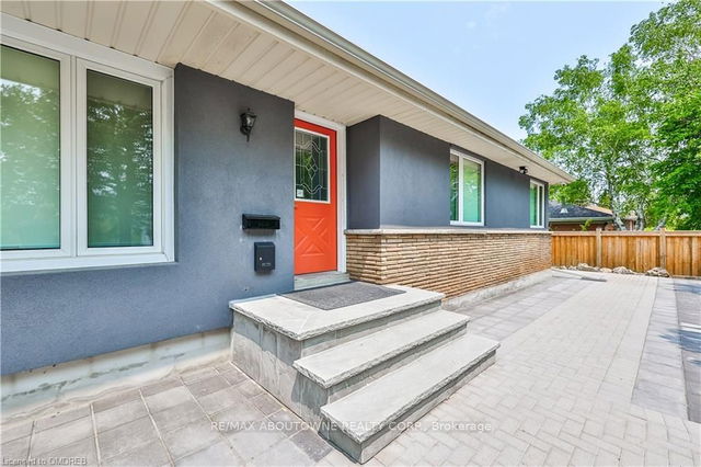 425 Plains Road