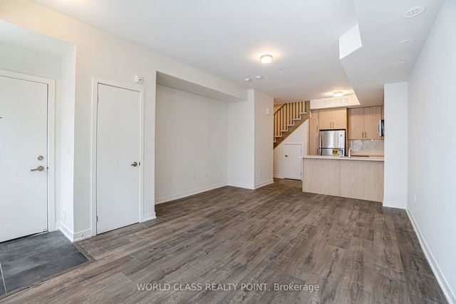 11 - 3429 Ridgeway Drive