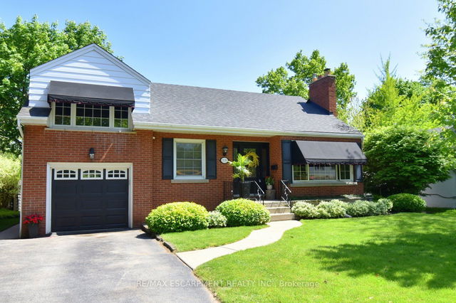 2130 Gary Crescent
