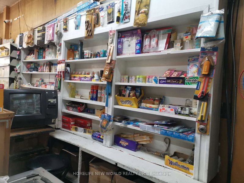 782 Dovercourt Rd, Toronto, M6H 2X3 | Image 2