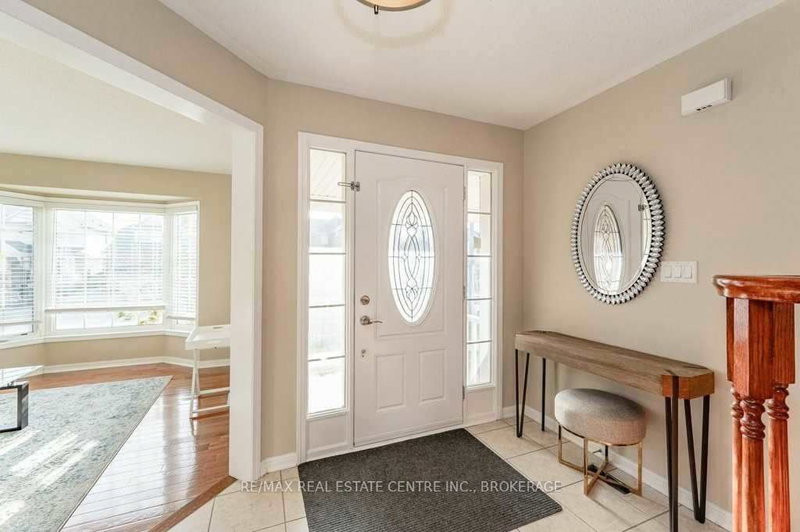 721 Scott Blvd, Milton, L9T 0X9 | Image 2