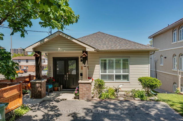 74 Lovilla Boulevard