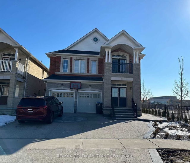 #bsmnt - 36 Aspermont Crescent