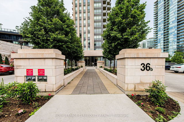3810 - 36 Park Lawn Road