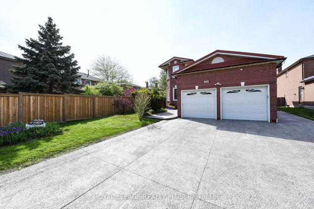 4489 Weymouth Commons Crescent