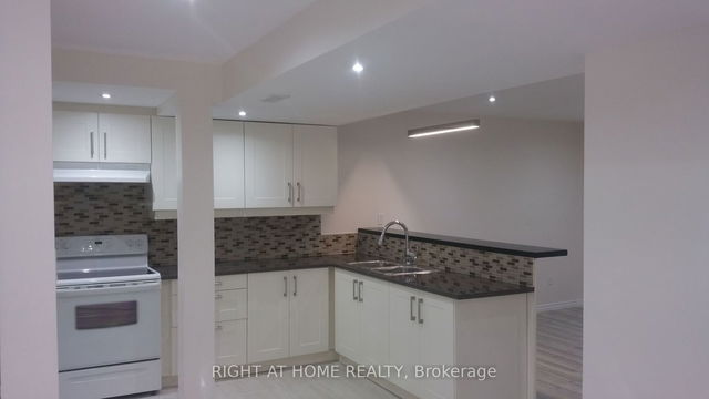 Bsmnt - 957 Asleton Boulevard
