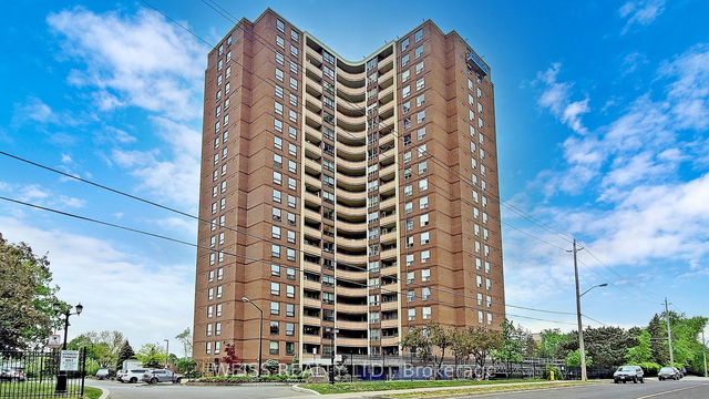 906 - 61 Richview Road