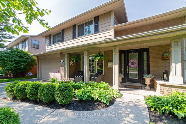 364 Monica Crescent