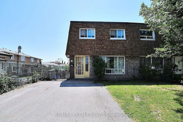 130 Blossom Crescent