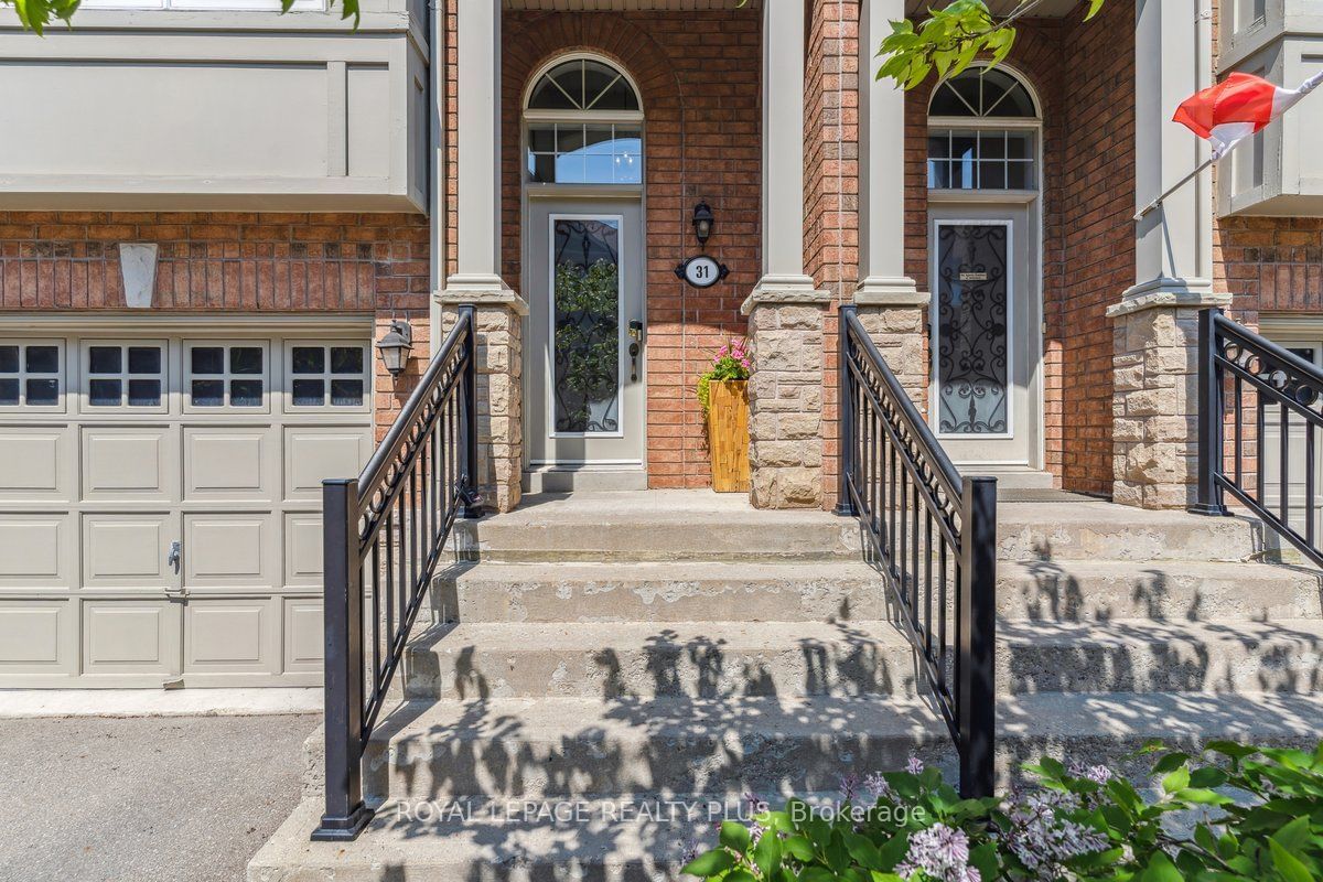 Townhouse sold at 31-230 Paisley Boulevard, Mississauga, Cooksville, L5B 0C5 - MLS: W6073112