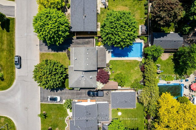 5211 Reeves Road