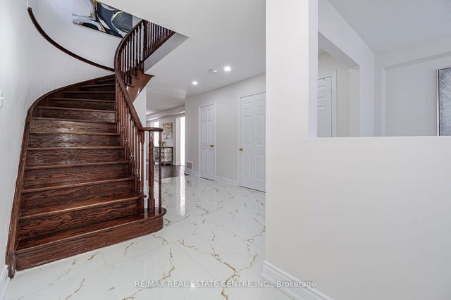 258 Fasken Court