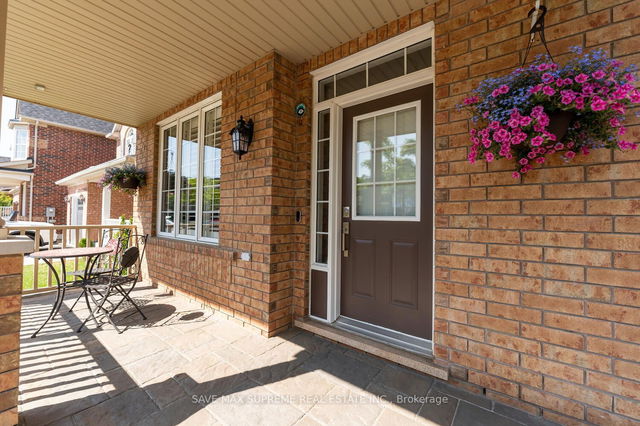 3254 Munson Crescent