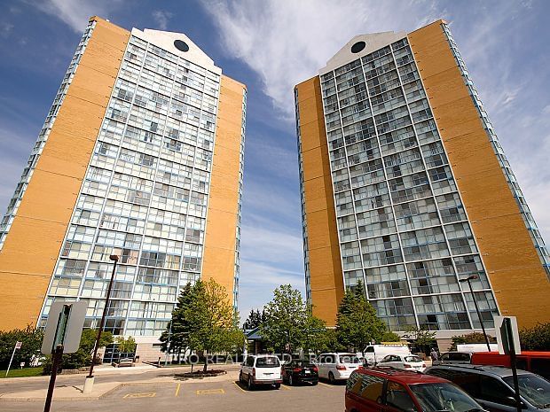 2111 - 35 Trailwood Drive