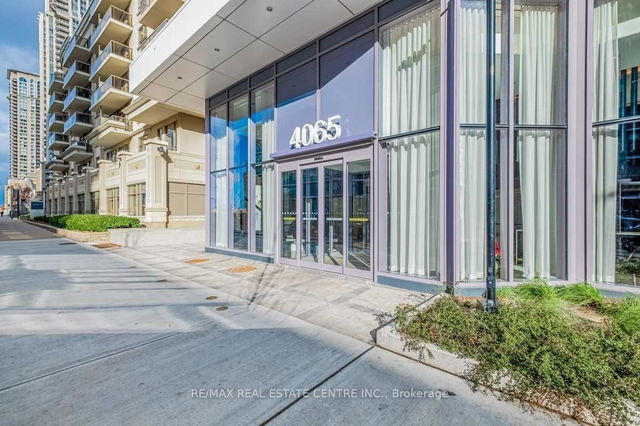 901 - 4065 Confederation Parkway