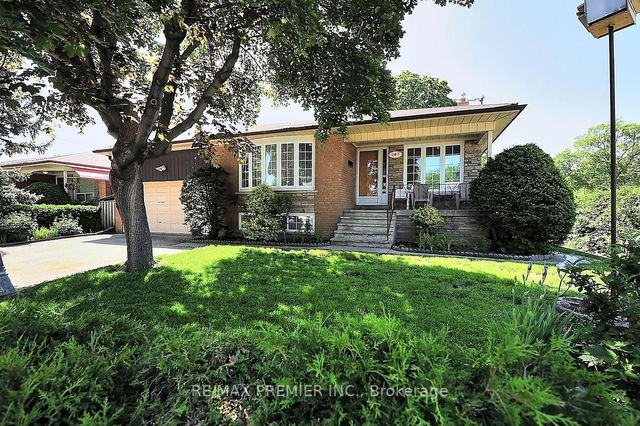 207 GRANDRAVINE Drive