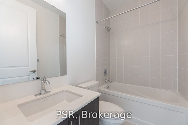 702 - 1063 Douglas Mccurdy Comm Circ, Mississauga, L5L 3H9 | Image 3