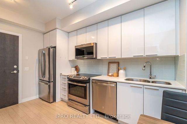2606 - 10 park lawn Road