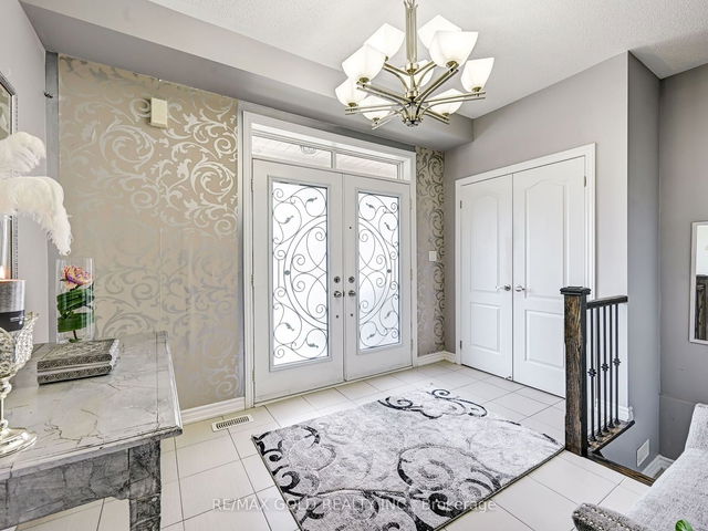 14 Canary Close
