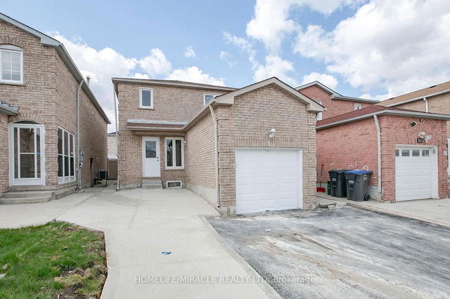 13 Hendricks Crescent
