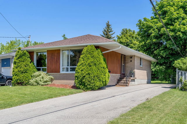 6 Weber Drive