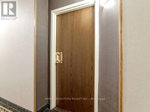 Room2