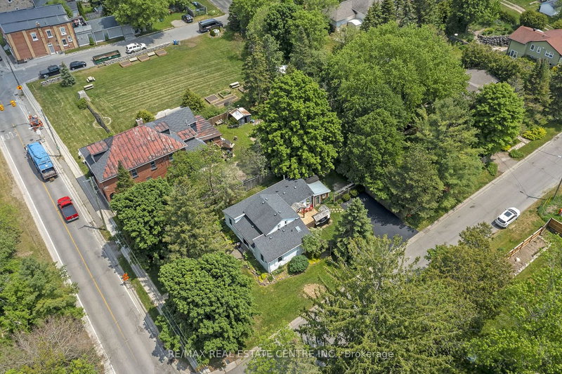 1429 Queen St, Caledon, L7K 0E4 | Image 2