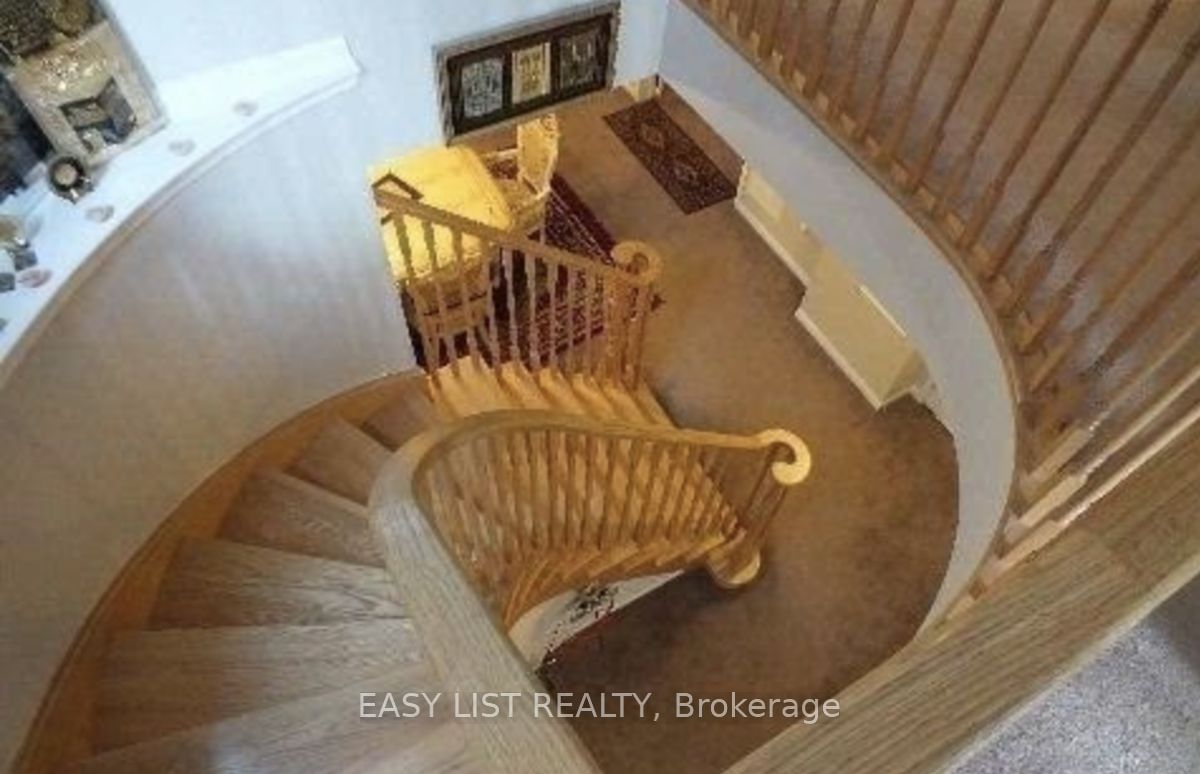 Detached House sold at 976 Clark Boulevard, Milton, Coates, L9T 6P6 - MLS: W6082552