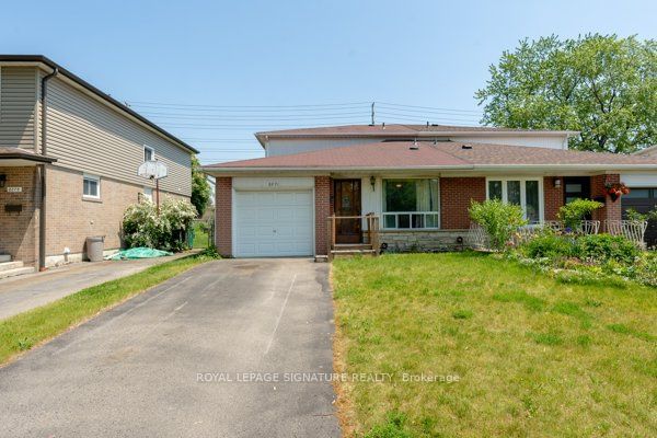 2271 Delkus Crescent