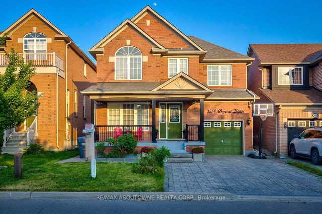 3956 Deepwood Heights