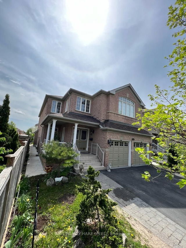 3 Applegrove Court