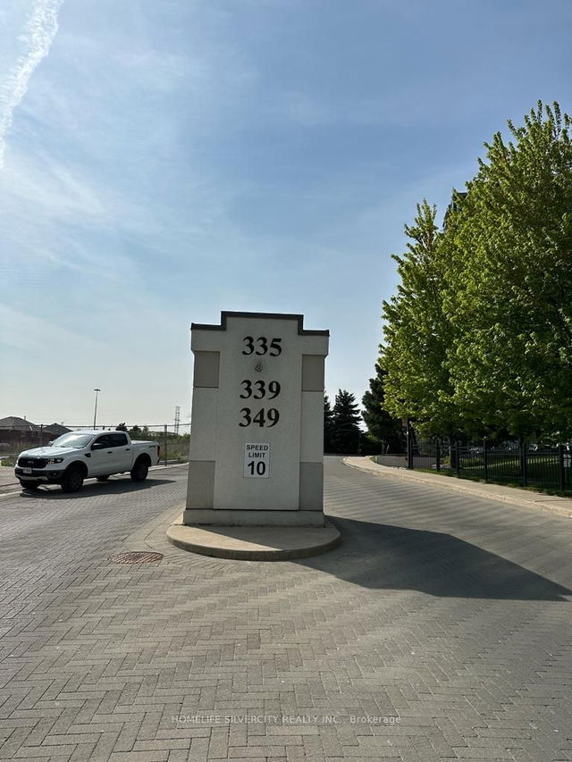 1218 - 349 Rathburn Road