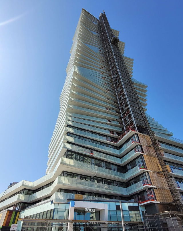 302 - 3883 Quartz Road