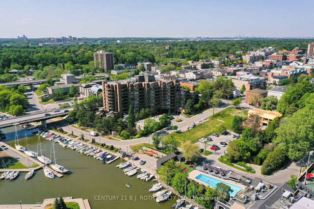 709 - 100 Lakeshore Road