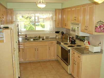 38 Pleasantview Ave, Brampton, L6X2N1 | Image 2