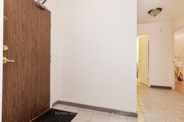 701 - 9 Four Winds Drive